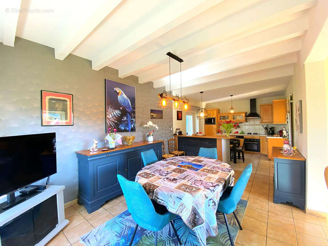 Maison à PLOUEGAT-MOYSAN