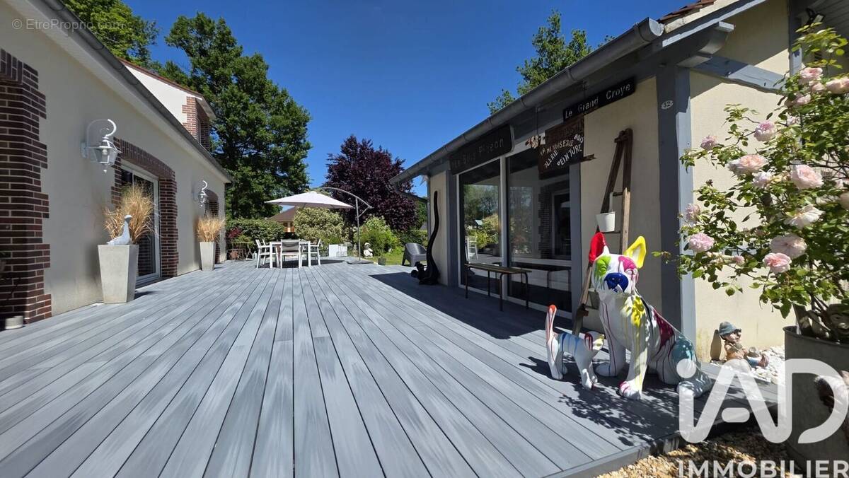 Photo 1 - Maison à CHEVILLON-SUR-HUILLARD