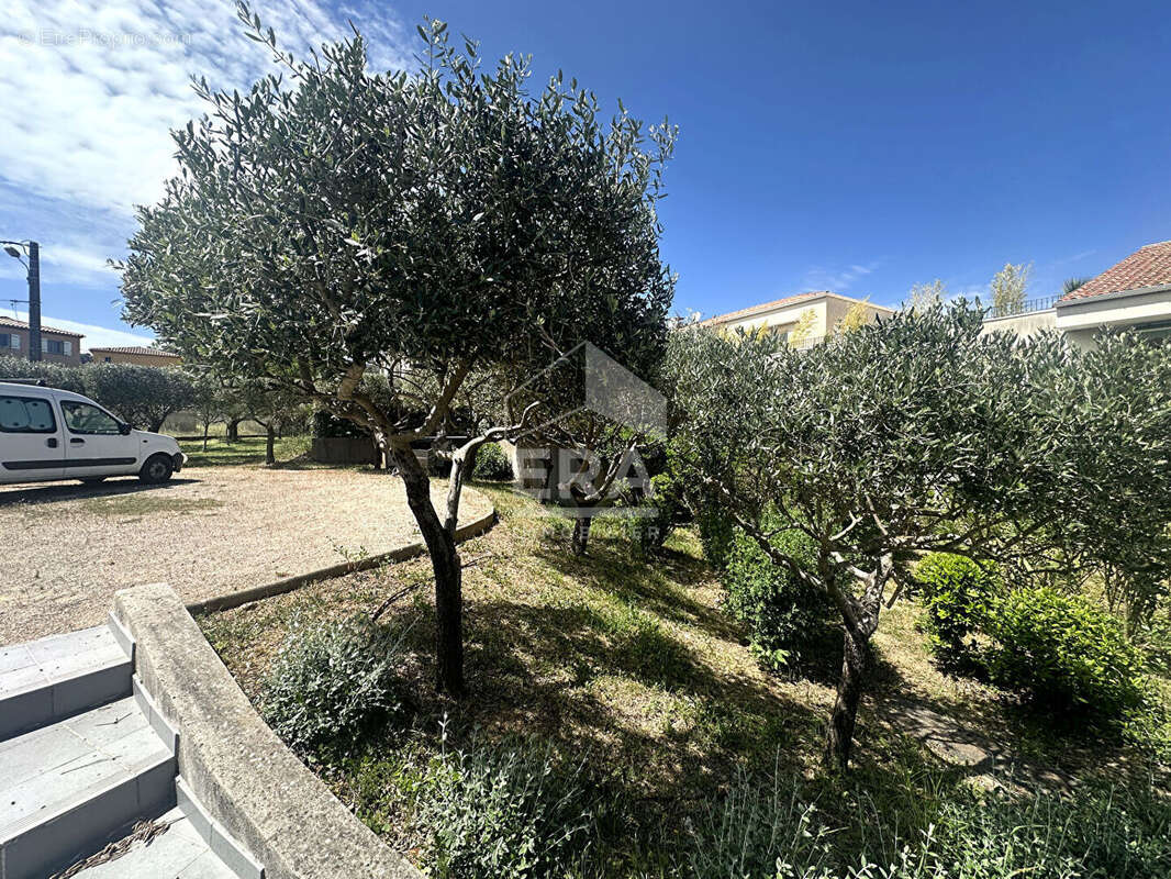 Appartement à SAINT-MAXIMIN-LA-SAINTE-BAUME