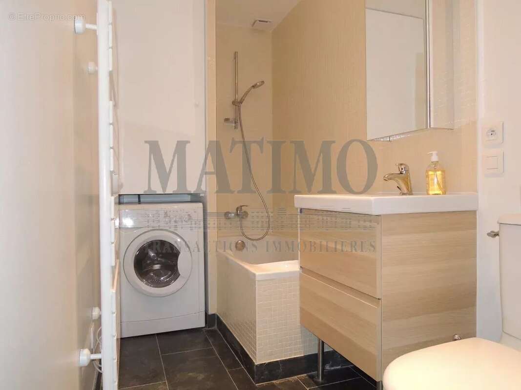 Appartement à PARIS-2E