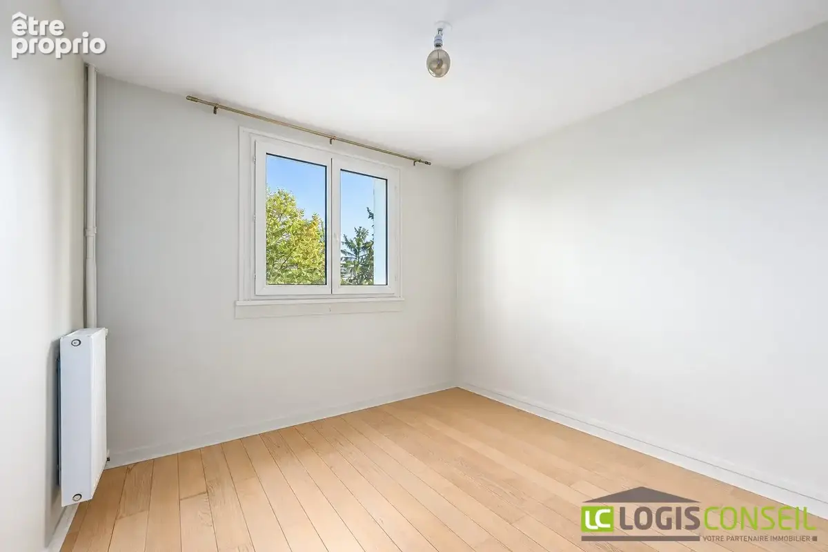 Appartement 3 pièces 58 m² à vendre à Chatillon (92320) - photo 7