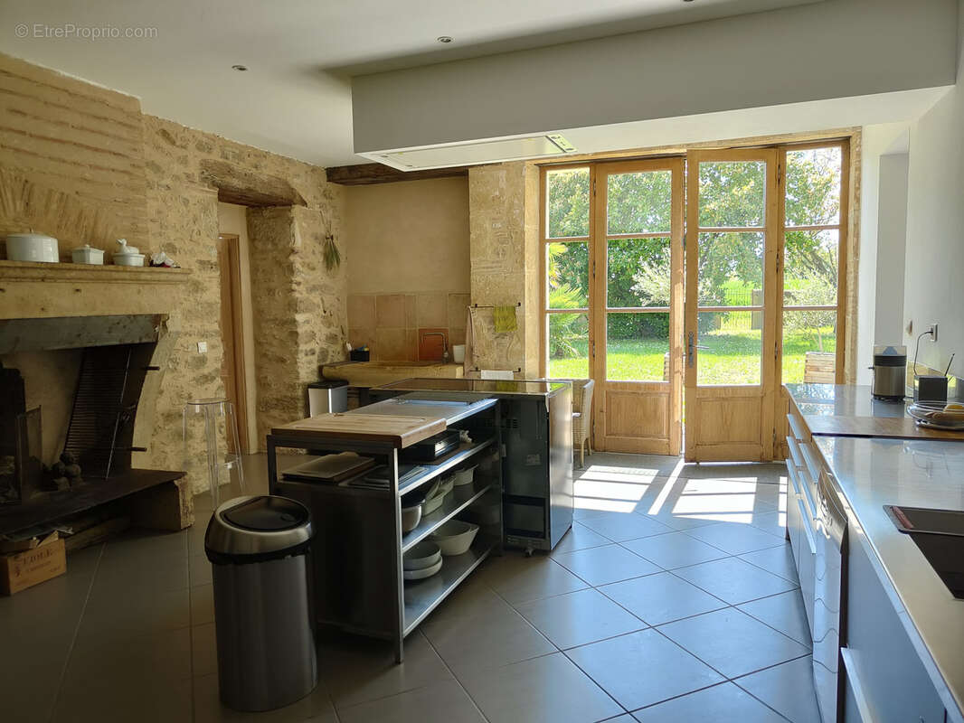 SECTEUR LANGON, Maison de Maître 1.7hectares - photo 6