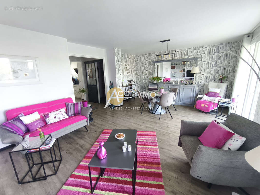 Appartement à SIX-FOURS-LES-PLAGES