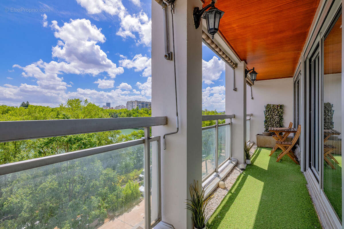 Appartement à CALUIRE-ET-CUIRE