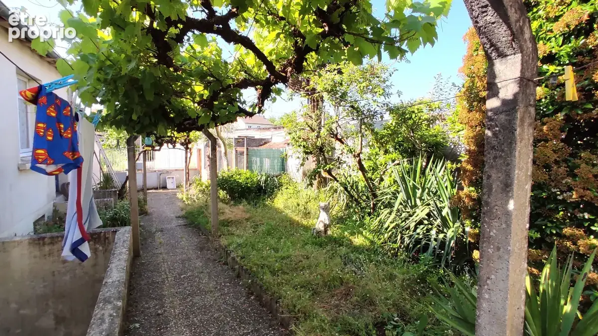 Maison 6 pièces 164 m² à vendre à Chatellerault (86100) - photo 3