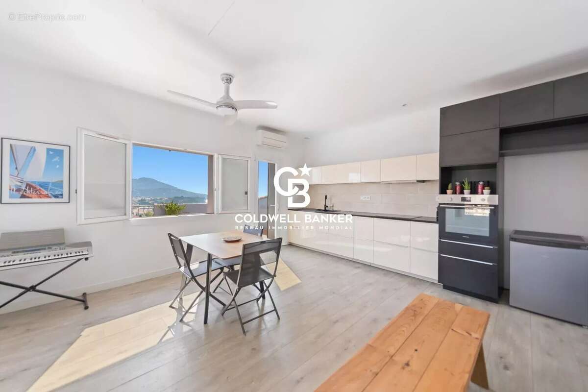 Maison de village vue mer, appartement indépendant avec jardin - 83320 Carqueiranne - photo 6