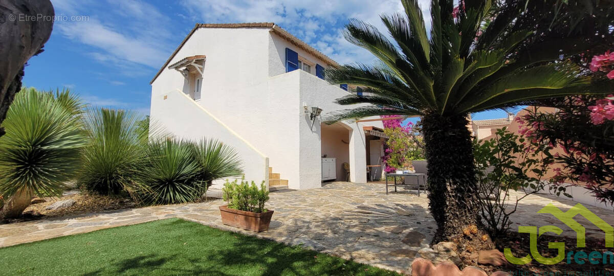 Maison à LA LONDE-LES-MAURES