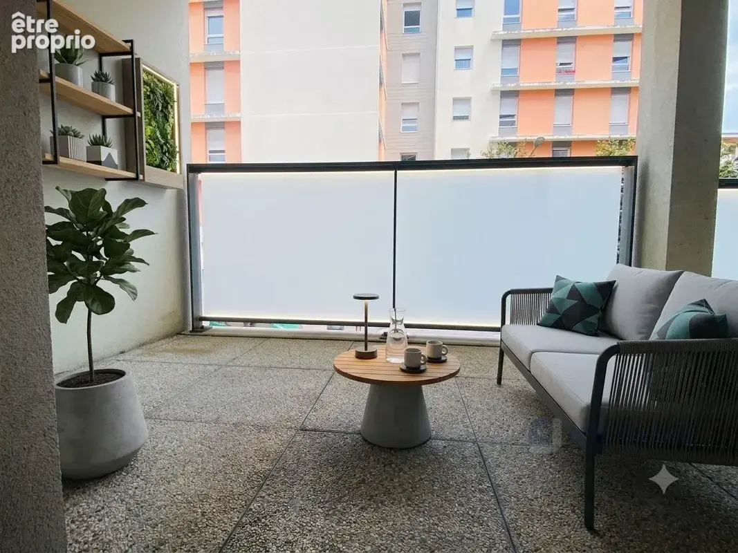 Appartement 62 m² à Villeurbanne  - photo 2