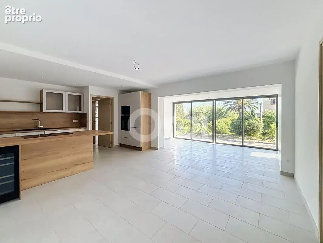 Les Issambres coup de cœur assuré : Superbe 4 pièces rénové vue mer – Jardin privé & piscine - photo 2