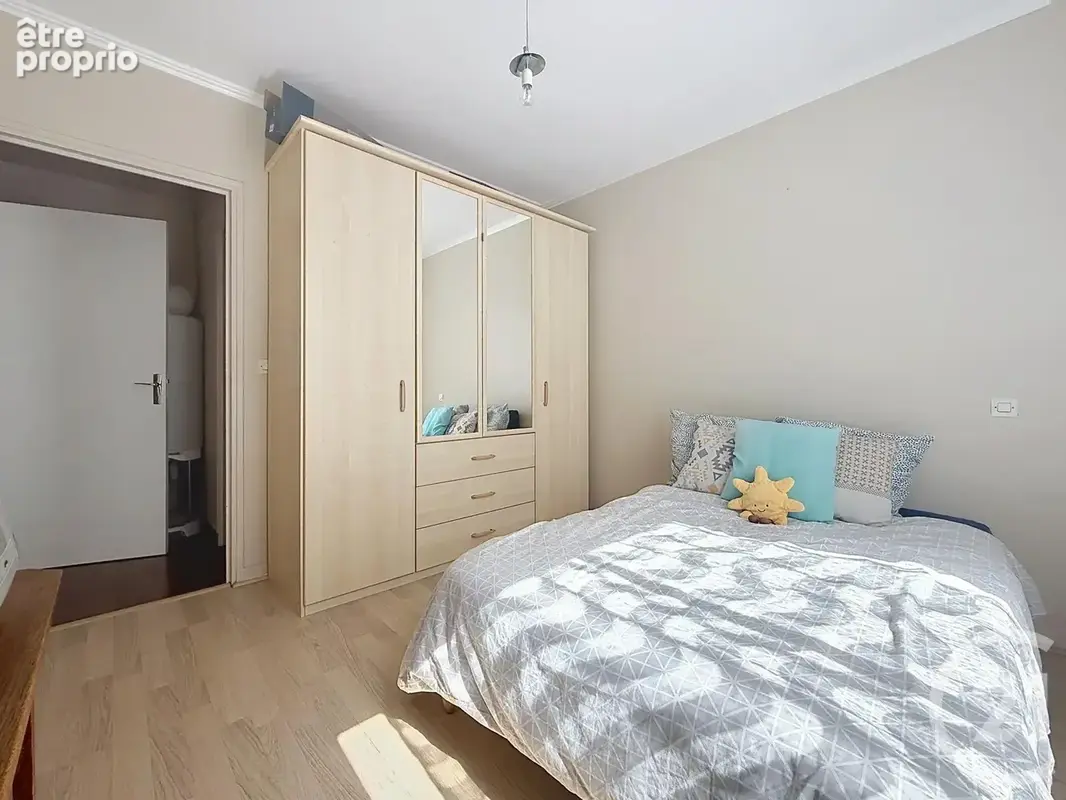 Appartement 44 m² à Reims  - photo 8