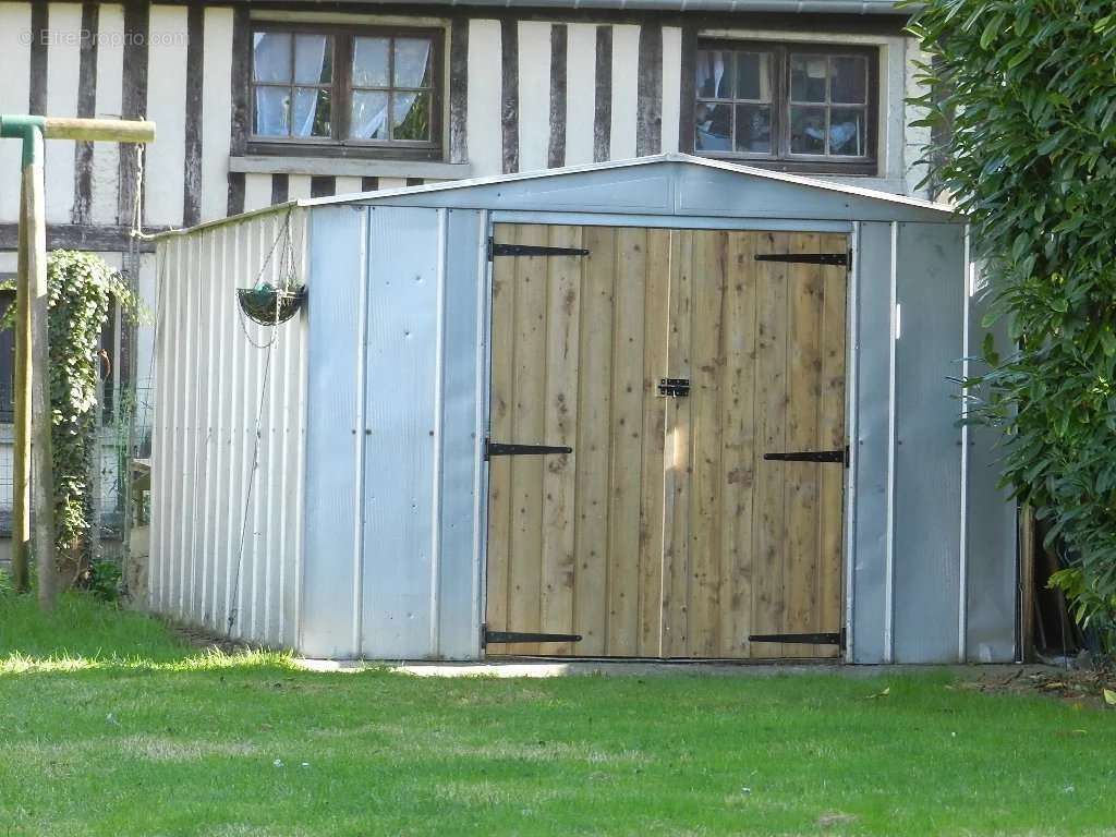 Maison à SAINT-PIERRE-SUR-DIVES