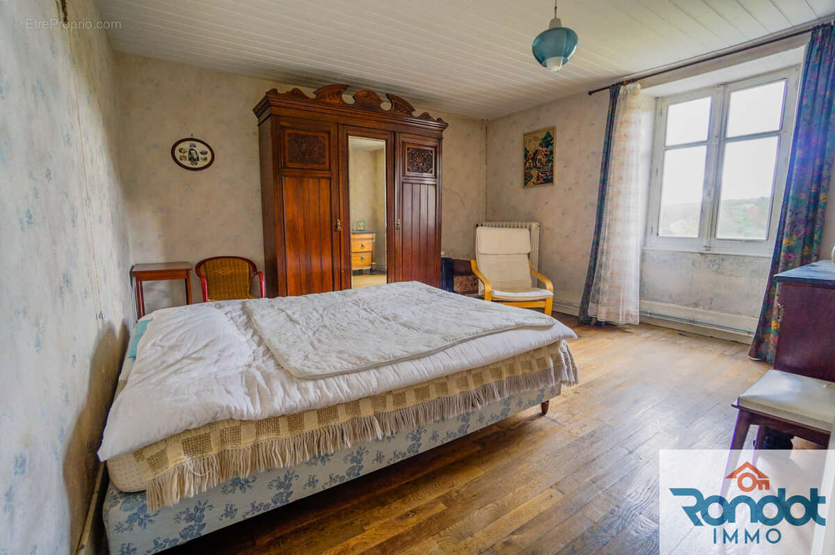 Maison à MAREY-SUR-TILLE