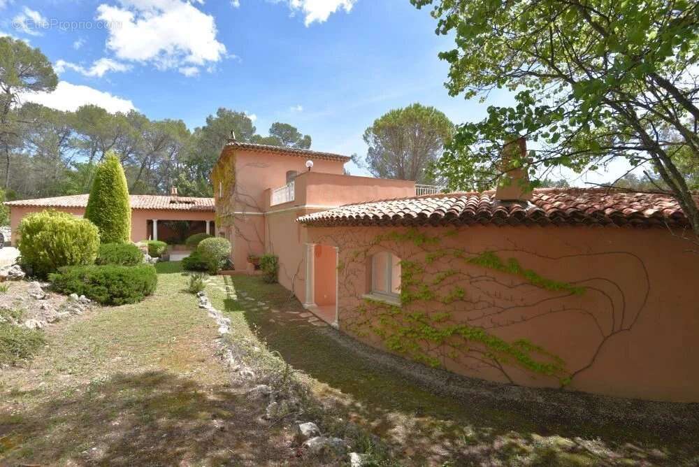 Maison à SEILLANS