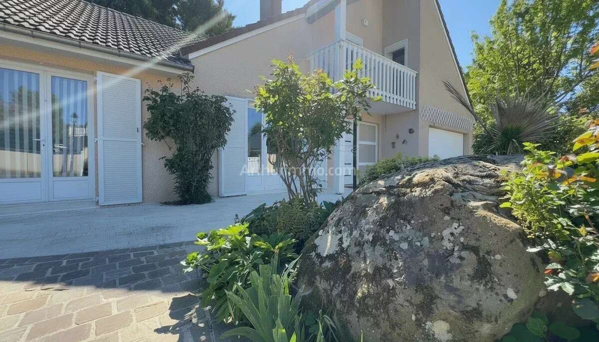 Maison à BOISSISE-LE-ROI