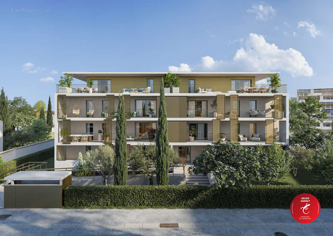 Appartement à FREJUS
