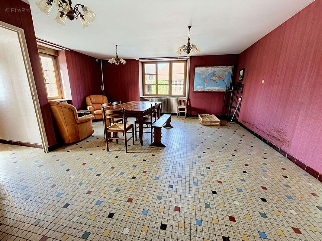 Maison Marcilly (50220), 7 pièce(s), 124m², terrain, bâtiments, - photo 2