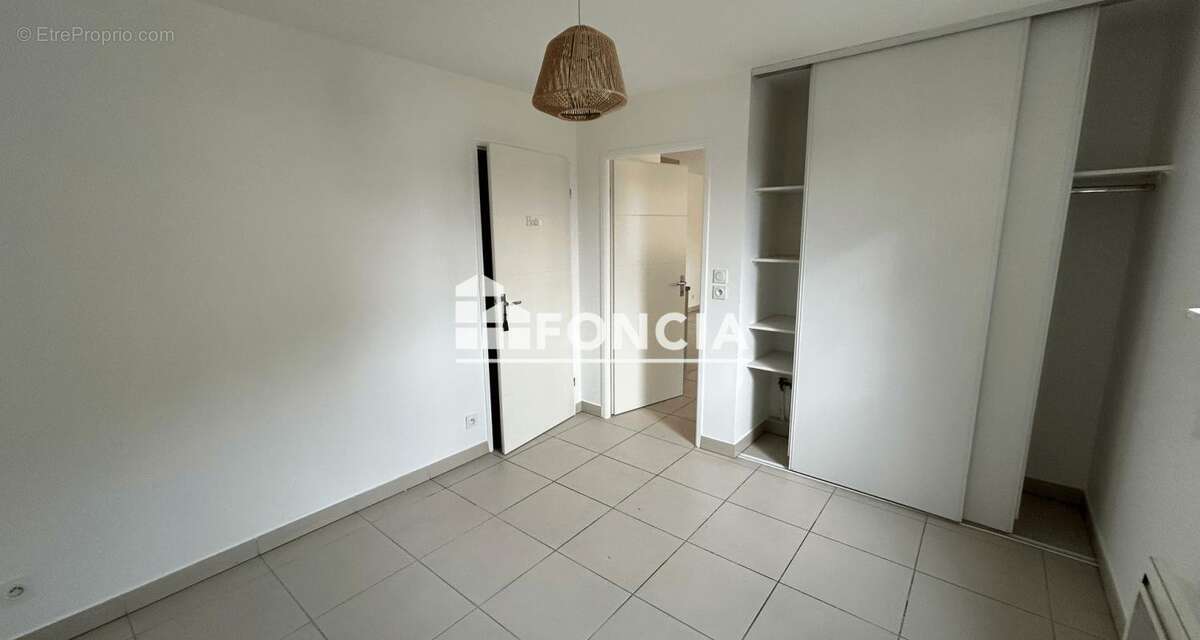 Appartement à COGOLIN