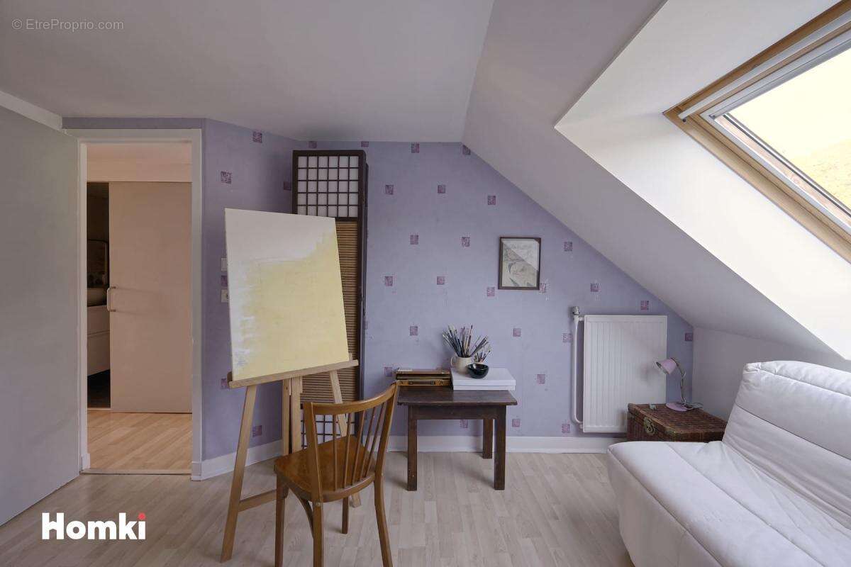 Appartement à POISAT