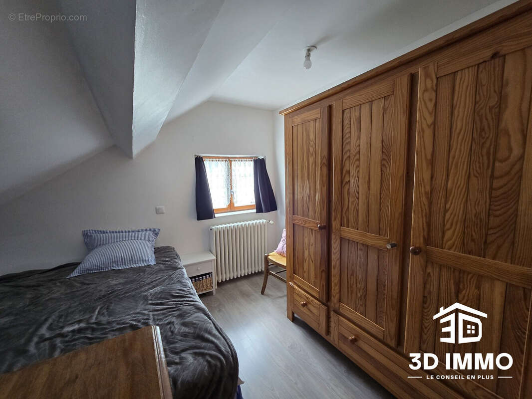 Maison à AVESNES-SUR-HELPE