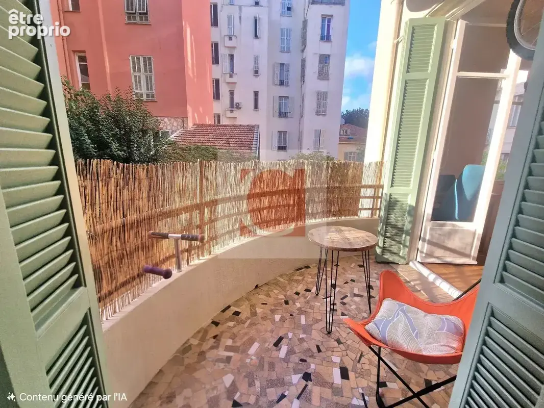 NICE CENTRE/MUSICIENS  : Grand 2P rénové avec balcons au calme - photo 3
