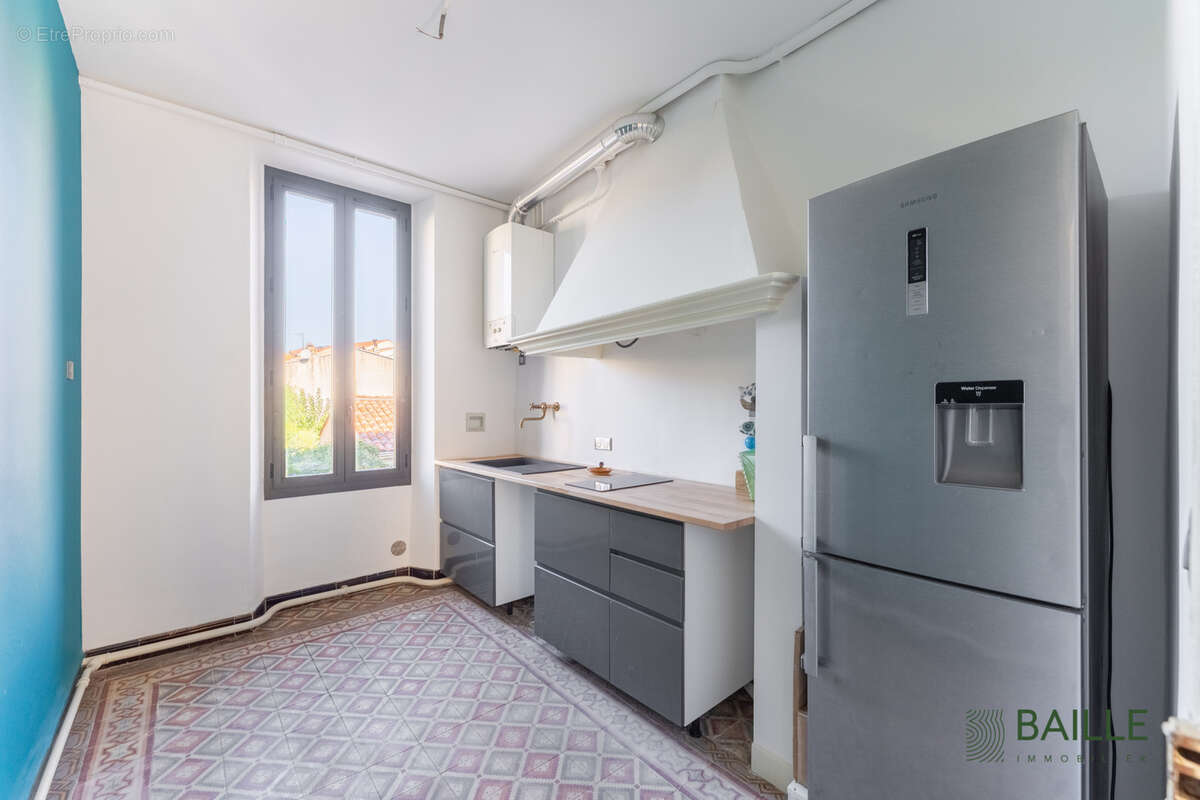 Appartement à MARSEILLE-7E