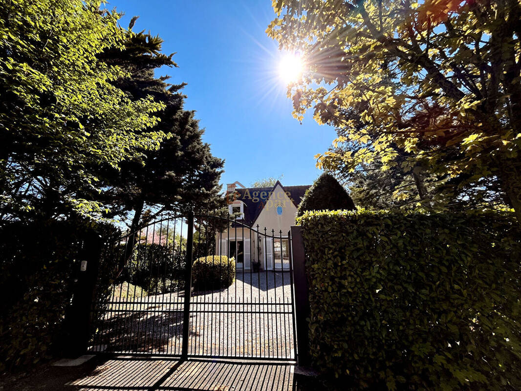 Maison à MOULT