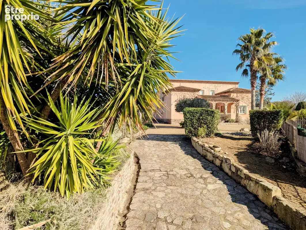 Maison à ESPONDEILHAN