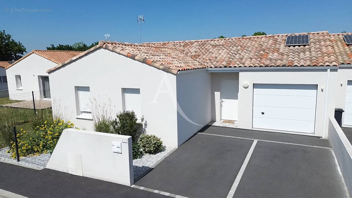 Maison à LE POIRE-SUR-VIE
