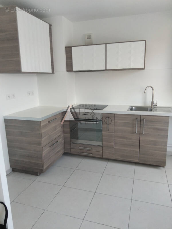 Appartement à MARSEILLE-12E