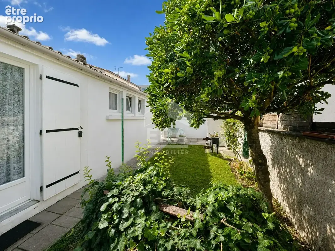 Maison de ville royannaise - proche commerces et plages - photo 9