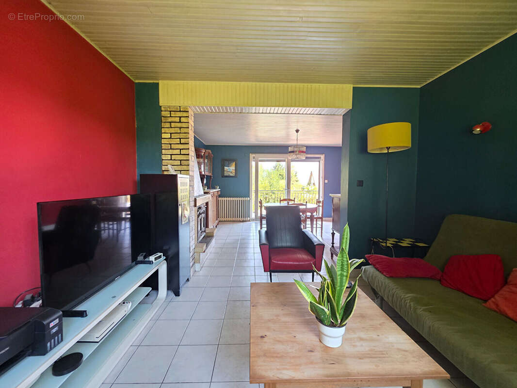 Maison ETEVAUX 4 Pièces 85 m² - photo 3
