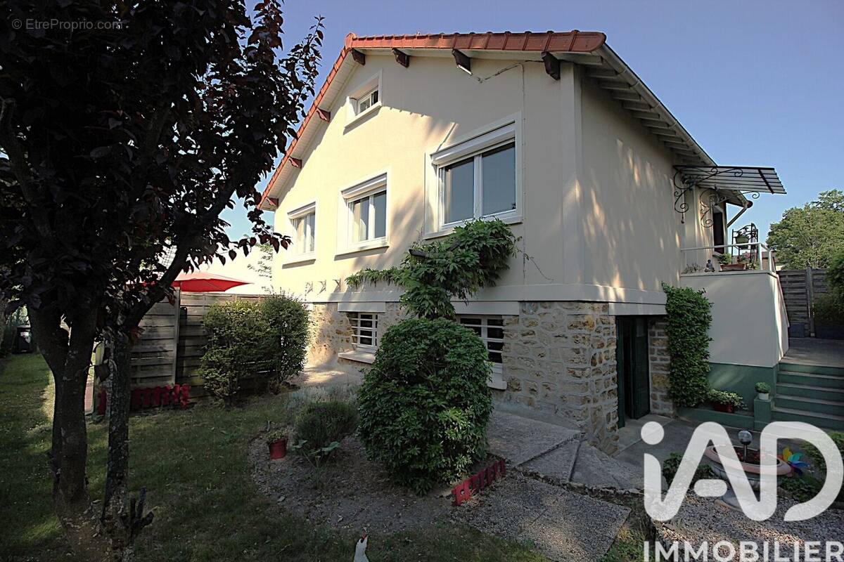 Photo 1 - Maison à YERRES