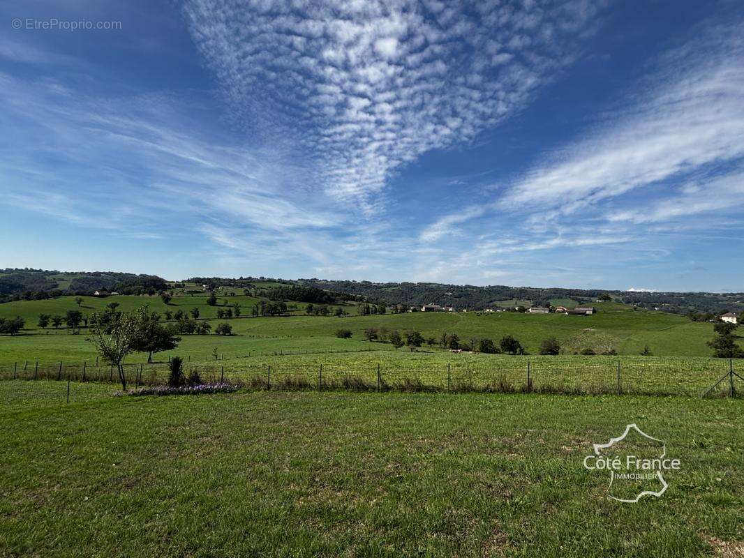 Maison à SAINT-CONSTANT