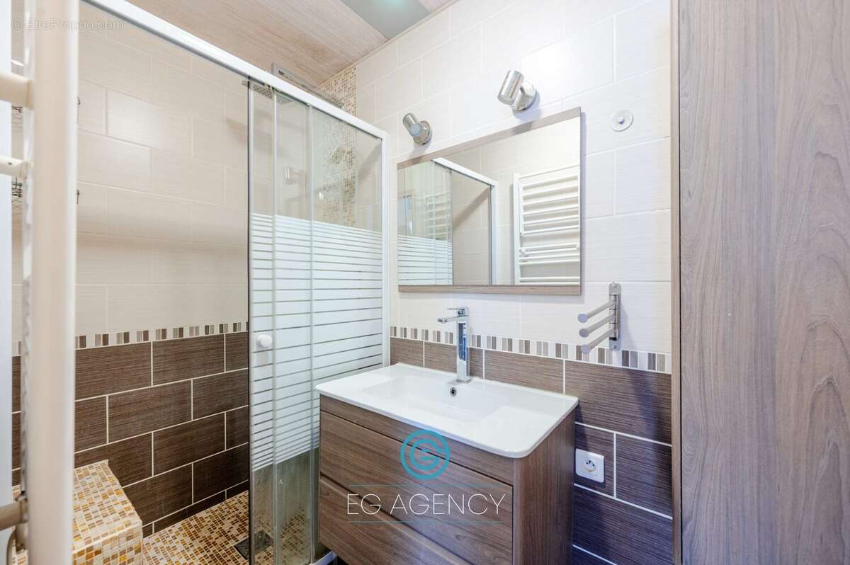 Appartement à MARSEILLE-9E