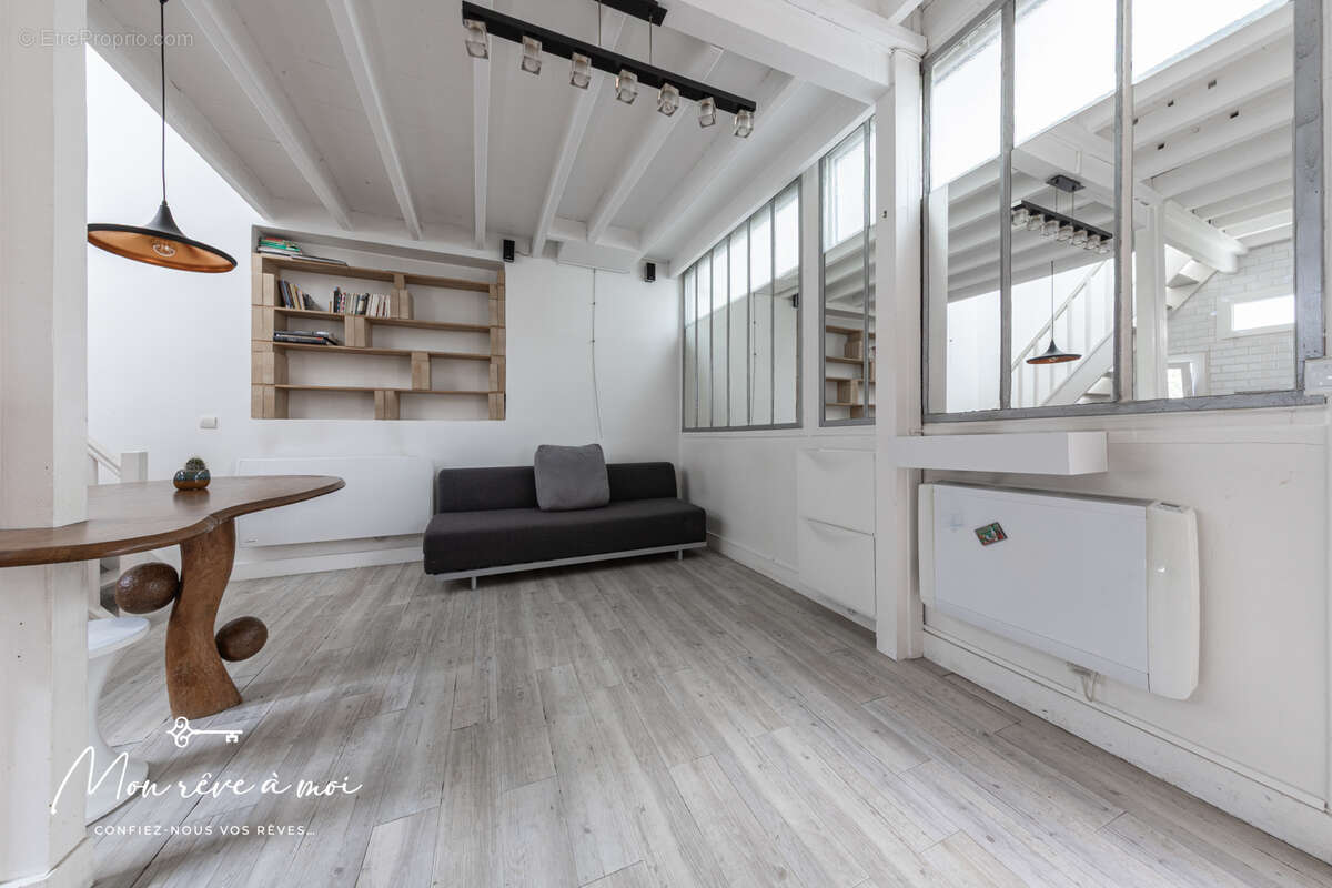 Appartement à PARIS-18E