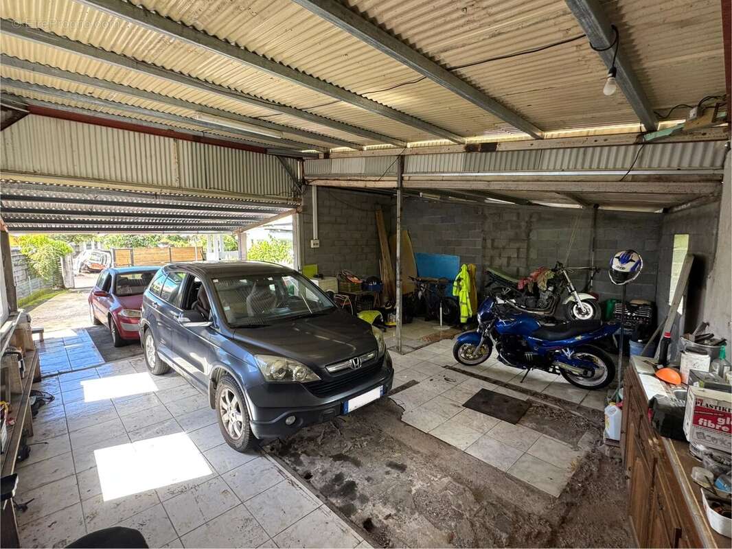 Maison à SAINT-PHILIPPE