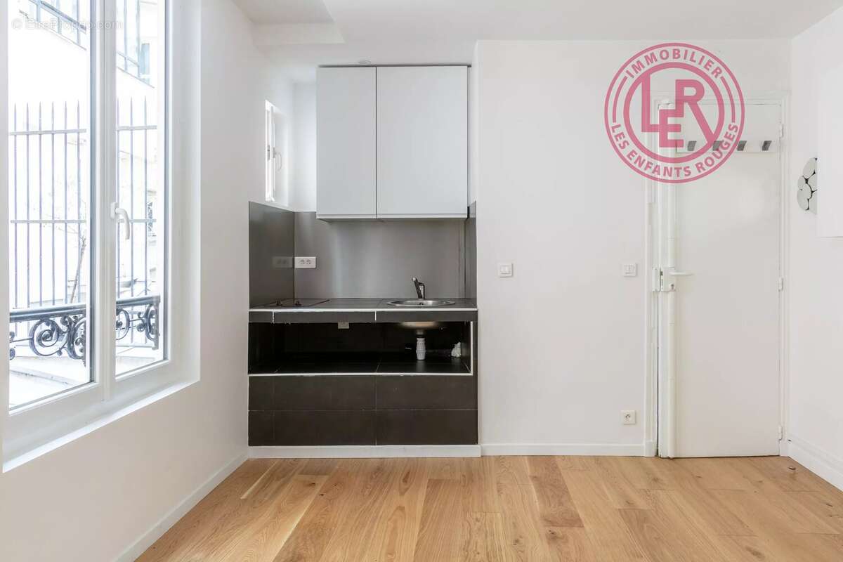 Appartement à PARIS-3E