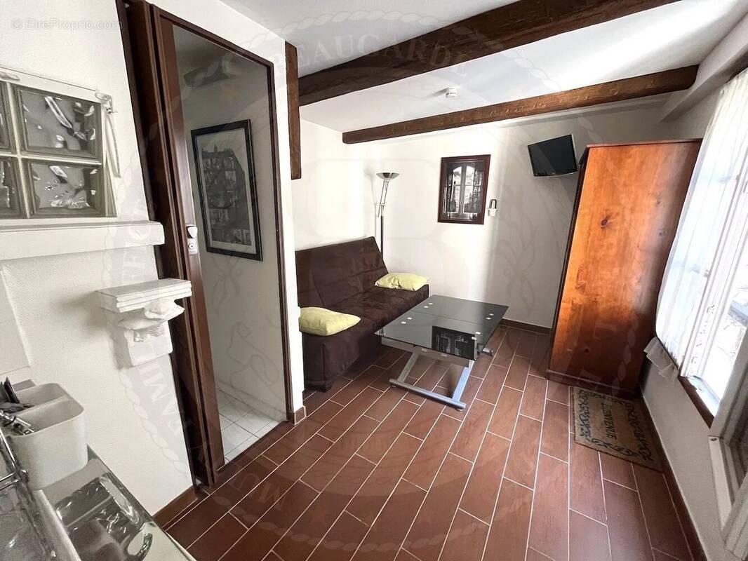 Appartement à PARIS-2E