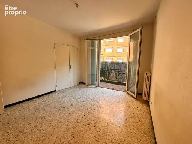 Appartement 4 pièces 98 m2 / Balcon/ Parking / L'escaréne - photo 3