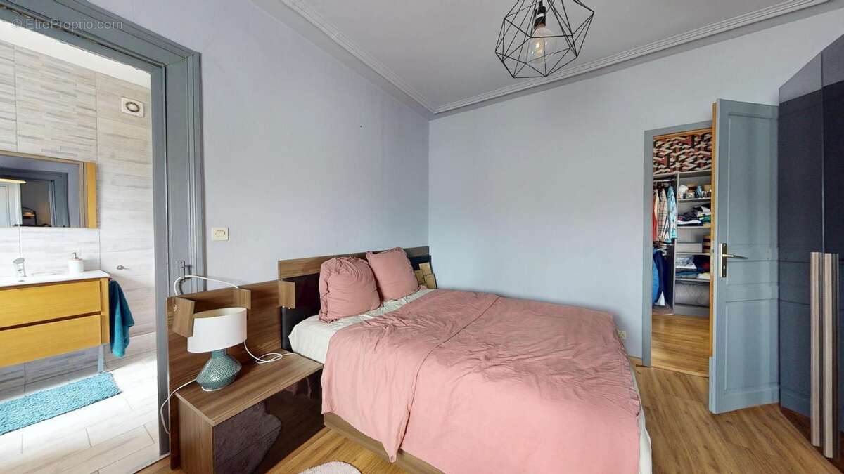 Maison de 187m² sur un terrain de 1 are 71 - photo 6