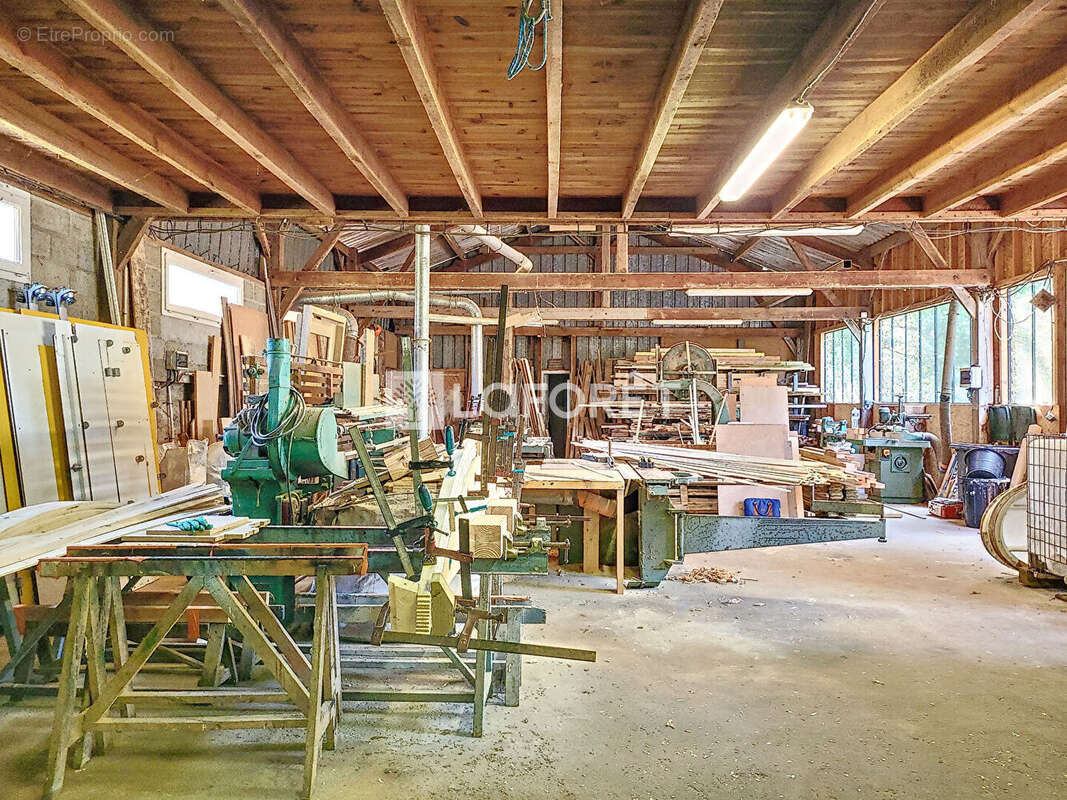 Maison à LE ROC-SAINT-ANDRE