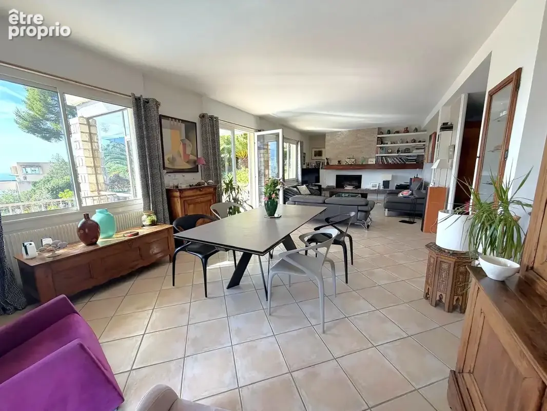 Cassis - Vente maison avec garage, piscine & vue mer - photo 11