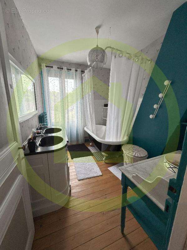 Appartement à REBAIS