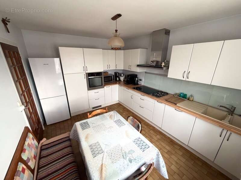 Maison à PARAY-LE-MONIAL