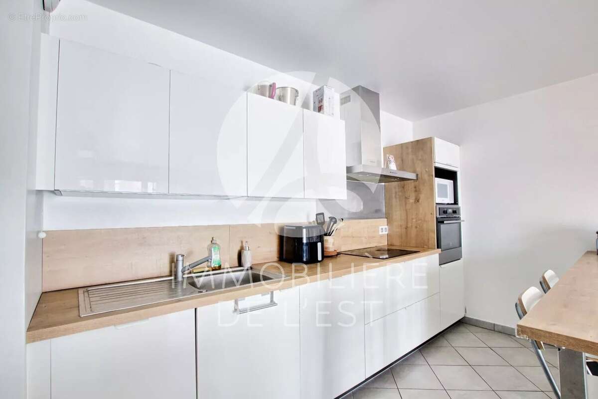 Appartement à SAINT-FONS