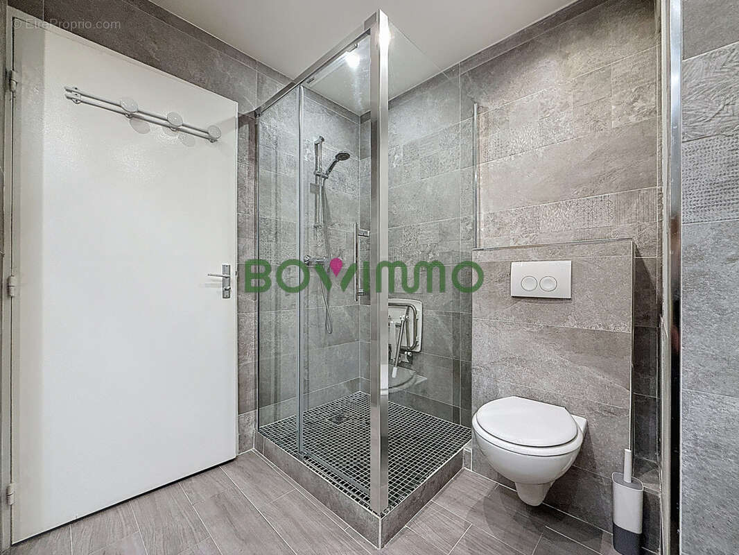 Appartement à PARIS-20E