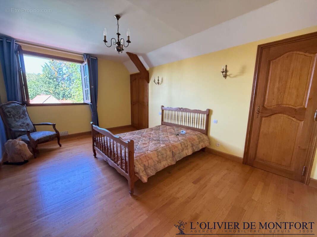 Maison individuelle de 8 pièce(s) 195 m2 - photo 12