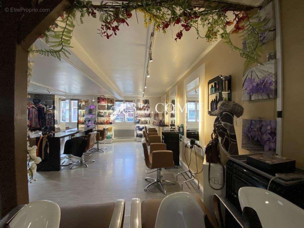 Commerce à HOENHEIM