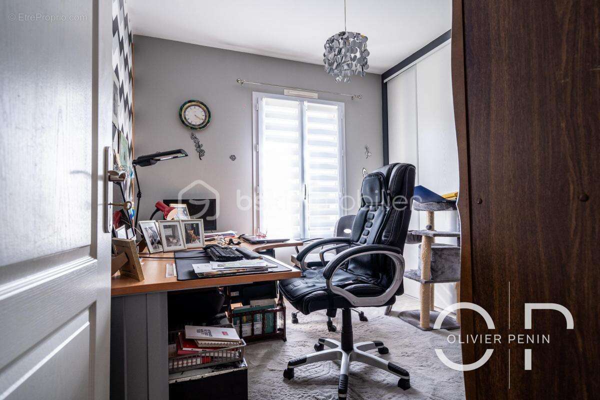 Maison 154 m² à Sciecq - photo 14