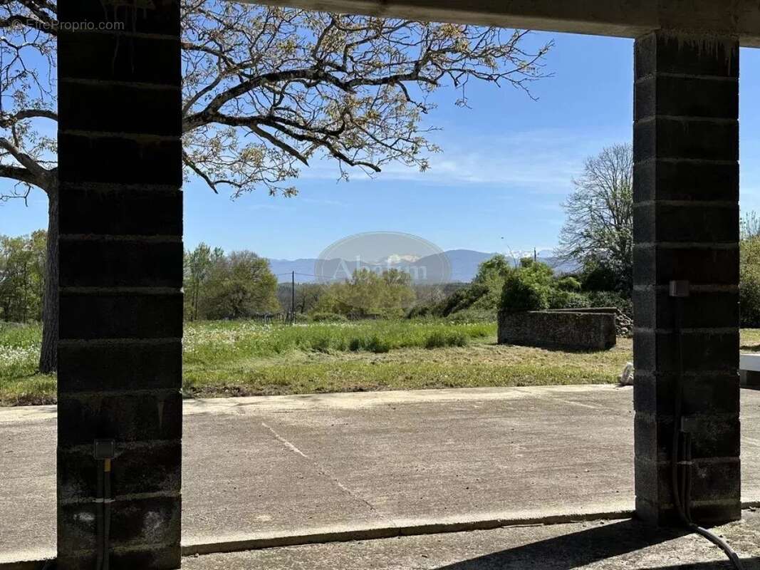 Maison à VILLENEUVE-LECUSSAN